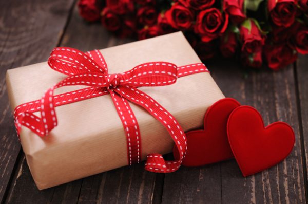 Gadget Gifts For Women In Valentine’s Day